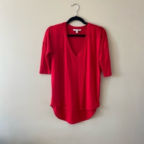 ⭐️2 FOR $20⭐️ Express One Eleven Cherry Red Vneck Quarter Sleeve Top. XS/S - Picture 8 of 10